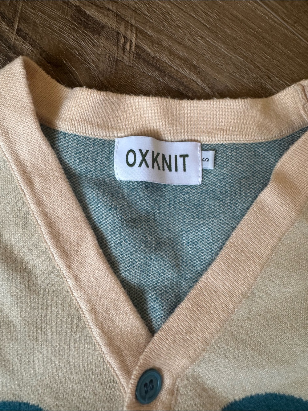 OXKNIT Cream Cardigan with Blue Palm Print - Picture 2 of 4